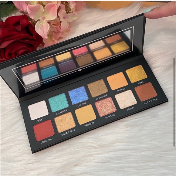 BOXYCHARM - HELLO, CHARMER PALETTE - Picture 1 of 3